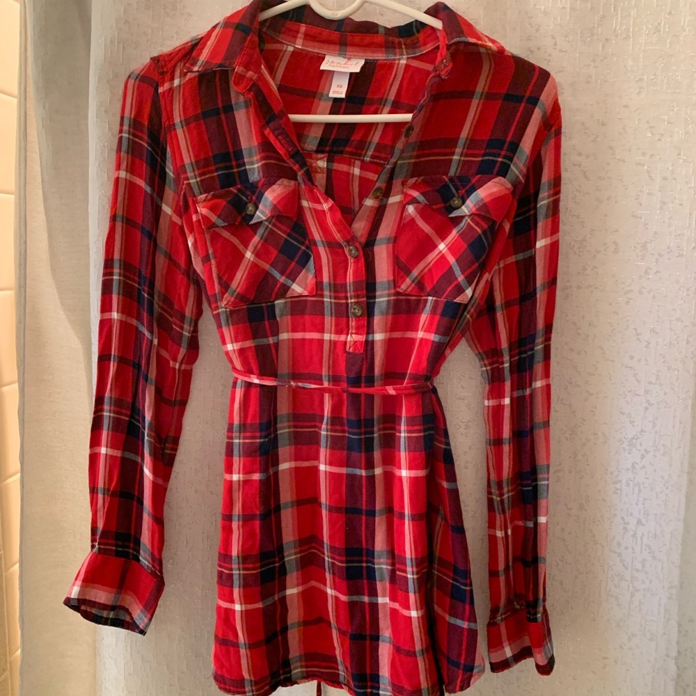 maternity top